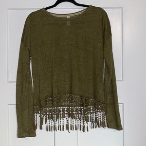 Long sleeve green fringe top